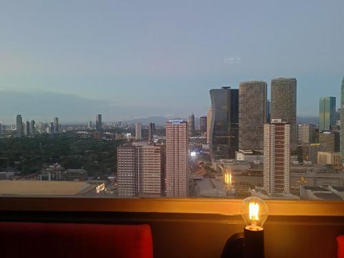 Penthouse 1 at Urban Deca EDSA by CityStudio, Manila (fotografie 3)