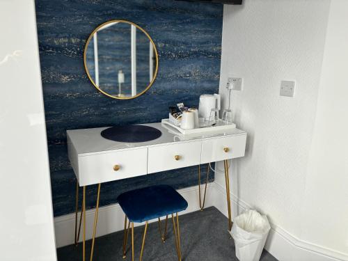 The Sandpiper Guest House - image 4