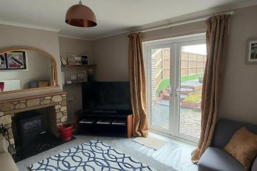 Létesítmények, Norwich City, lovely 3 bed house, EV charger, arcade machine, free parking for 3 cars in Thorpe St Andrew North West