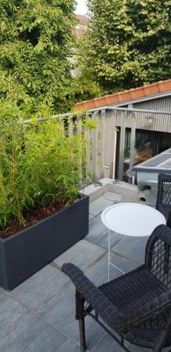 Балкон/тераса, Peaceful green setting near to Paris Center in Пантен