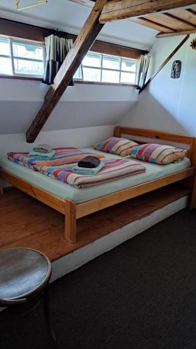 1 double bed, 1 bunk bed, 2 sofa beds