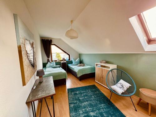 gemutliche Ferienwohnungen direkt am Goitzschesee, Platz fur die ganze Familie, Haustiere sind Willk in บีทเทอร์เฟล์ด-โวลเฟน