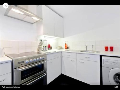 Zone 1! 2 bed duplex Apartment!, London (Foto 9)
