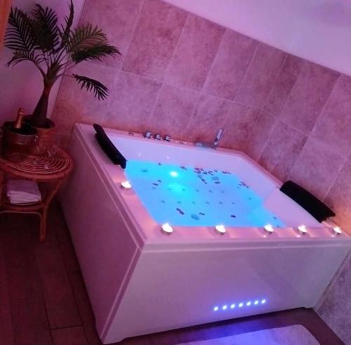 Toi et moi à 8 min d etretat (Toi et moi a 8 min d etretat) in 曼尼克维尔