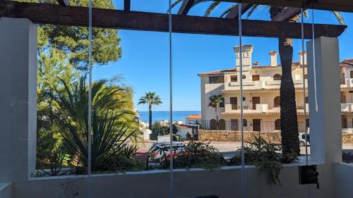 2BR Flat with Sea Views Puerto de la Duquesa, Manilva (photo 2)