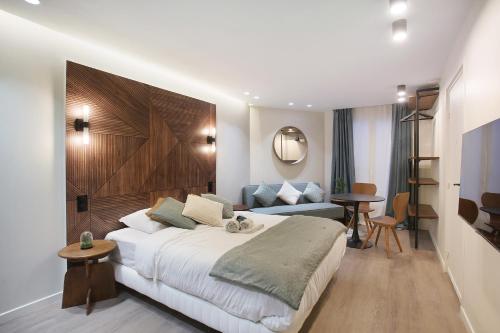 Studio Sacré coeur by Studio prestige, Paris