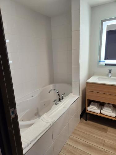 บริการและสิ่งอำนวยความสะดวก, Comfort Suites Cheyenne in ไชแอนน์ (WY)