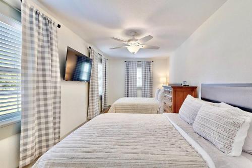 Rustic 3 bedroom Home in Welsey Chapel! in Wesley Chapel, USA