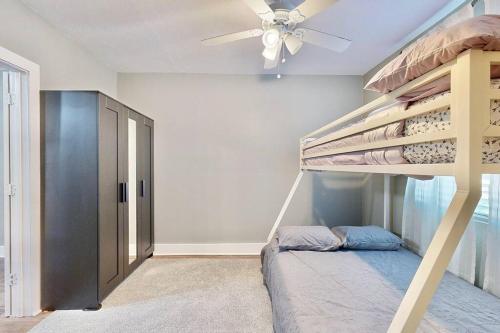 Rustic 3 bedroom Home in Welsey Chapel! in Wesley Chapel, USA