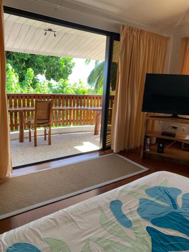 Fare Hotu Punaauia bord de mer in Tahiti