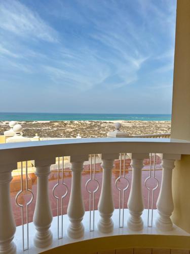 Mediterranean breeze, Ra’s al-Chaima