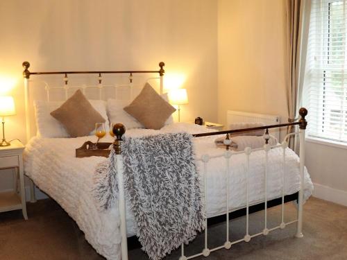 Manor Farm Cottage - Pet friendly in Godshill and Wroxall