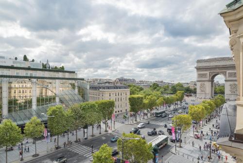 

Champs Elysées Luxury & Design