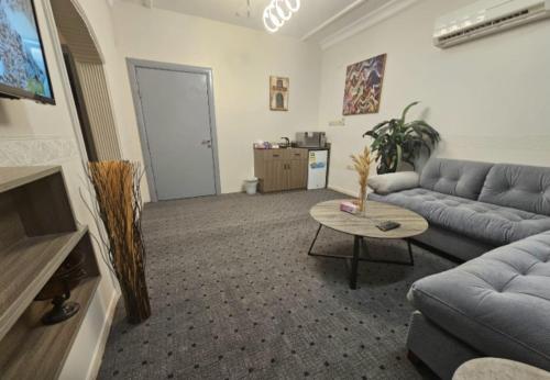 استيديو حياة الفيصلية دخول وخدمة ذاتيه in Ar Rass