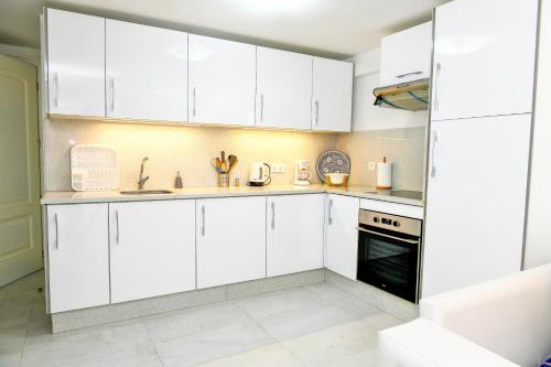 kuhinja, The patio of CaboNegro - 250m from the beach in Cabo Negro