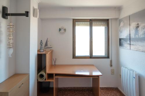 An apartment in Xeraco with 3 bedrooms, located near beach and Gandia