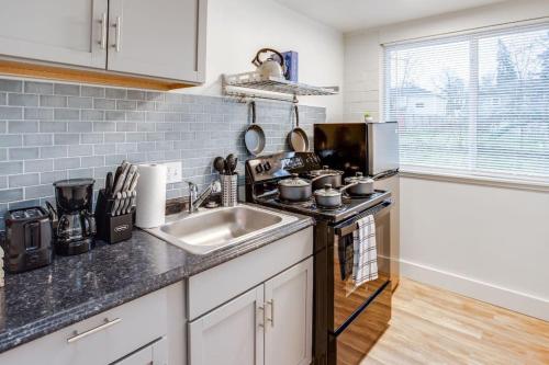 Studio w/ King Bed near Dwtn, Rochester (foto 4)
