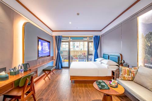 Garden Queen Room  room in Nostalgia S Hotel (Kunming Dongfeng Square)