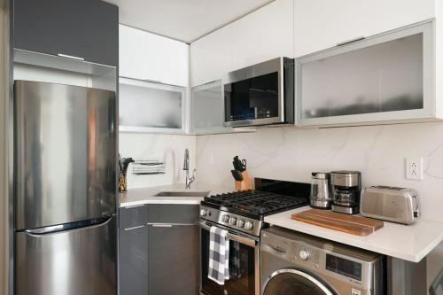 75-2A furnished 1BR W D Elev central park, New York (Foto 8)