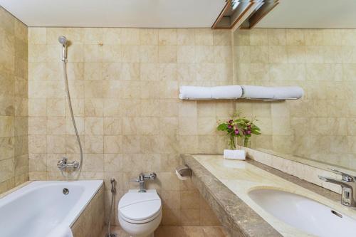 room detail thumbnail 2