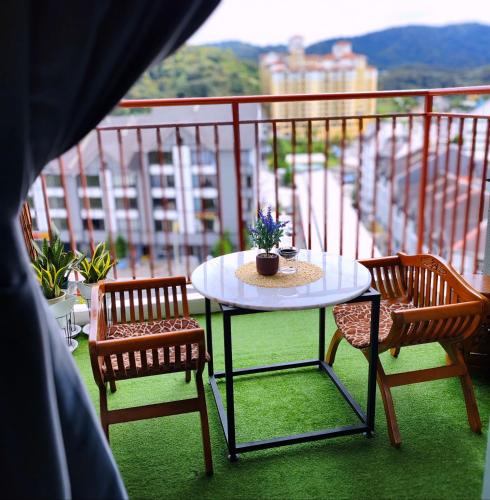 D'Elegant Suite - Emerald Avenue