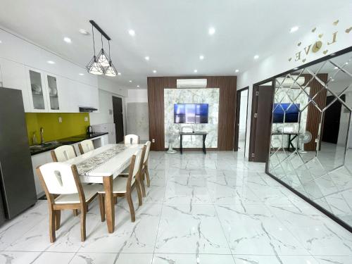 Three-Bedroom Apartment image 10