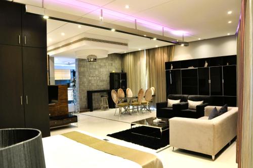 Sway Suites Sway Suites