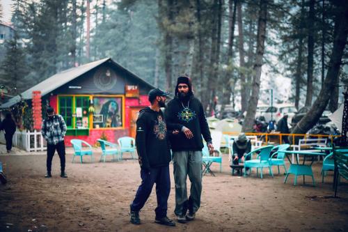 Himtrek Riverside Camps, Kasol