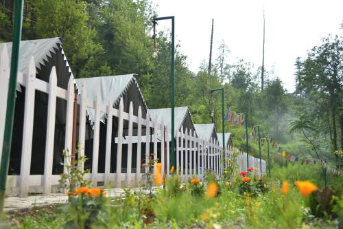 Himtrek Riverside Camps, Kasol