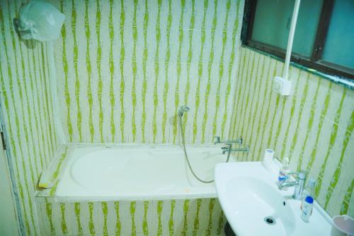 Hostell One - A complete backpacker & Coworking Hub, Pune (Foto 10)