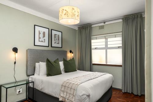 Shaftesbury 2 - image 5