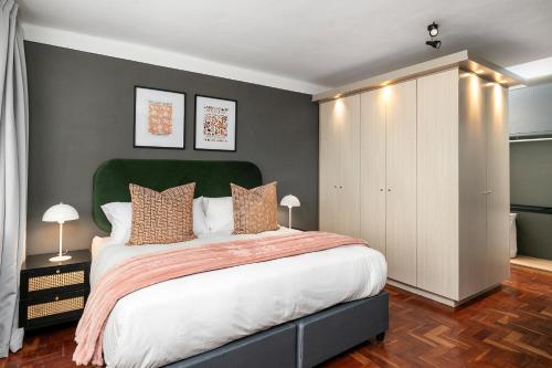 Shaftesbury 2 - image 7