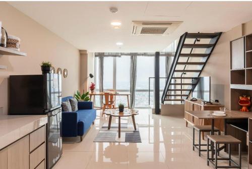 Facilities, Time Suit Cozy loft with WiFi and pool in Karawaci