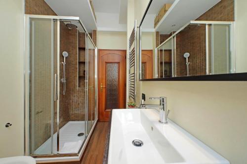 4BNB - Donatello Apartment - image 10