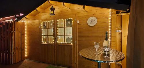 Sauna, luxuriose Ferienwohnung mit privatem Wellnessbereich in Dautphe