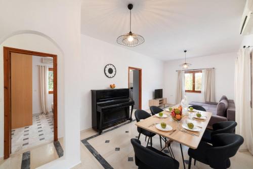 Facilities, Klapas by PosarelliVillas in Krionerida