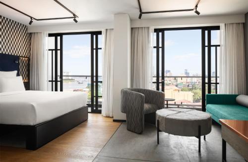 TRIBE Comfort XL Suite, 1 Queen bed