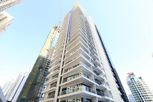Elegant King Bed Brand NEW 1 bhk Marina Bay, Dubaï (photo 2)