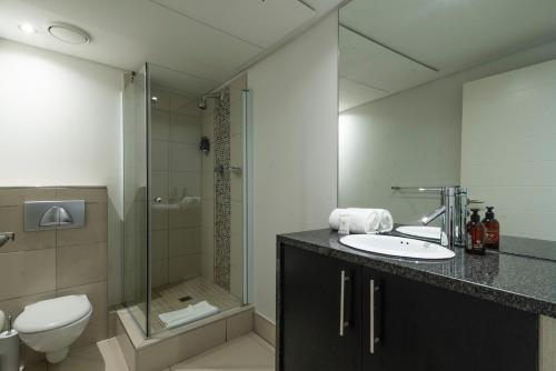 Xenia Aparthotel by Totalstay - image 7