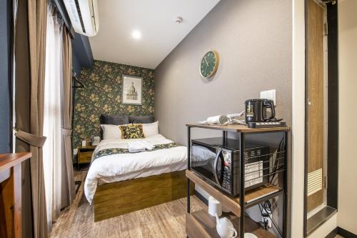 Superior Double Room image 4