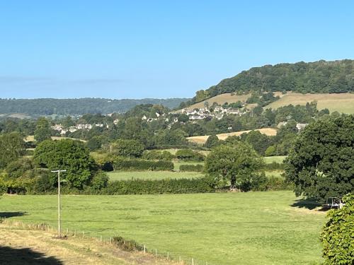 Luxury farmhouse in secluded Cotswold valley