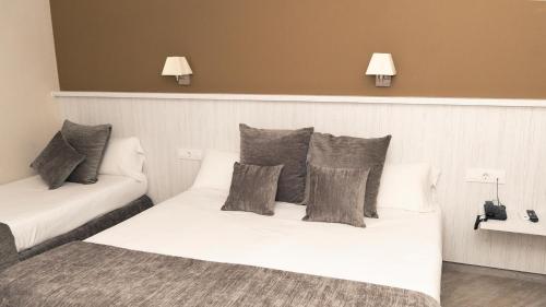 Hotel Coronado Room Type - Triple Room