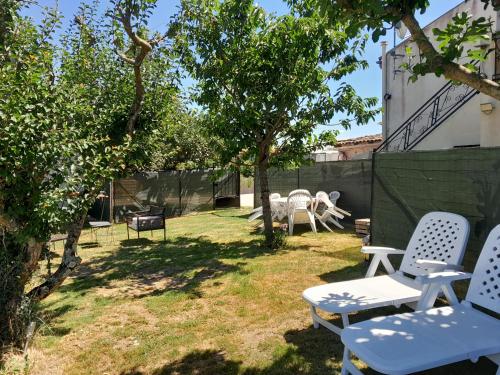 Gîte des Flots de Ma Vie - Florence et Virginie Gossin - Barzan