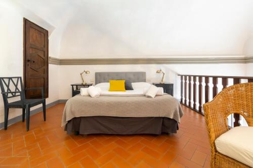 Tintori 1st floor loft in the heart of the city - image 7