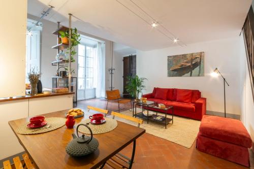 Tintori 1st floor loft in the heart of the city, Florencie