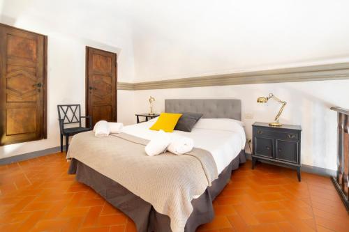 Tintori 1st floor loft in the heart of the city - image 3