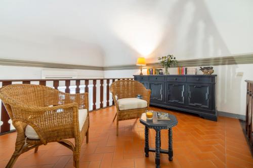 Tintori 1st floor loft in the heart of the city - image 8