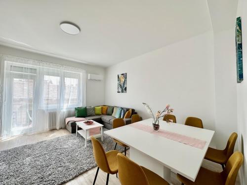 Dob House II 2bdrm II 2bthrm, Budapeszt (zdjęcie 4)