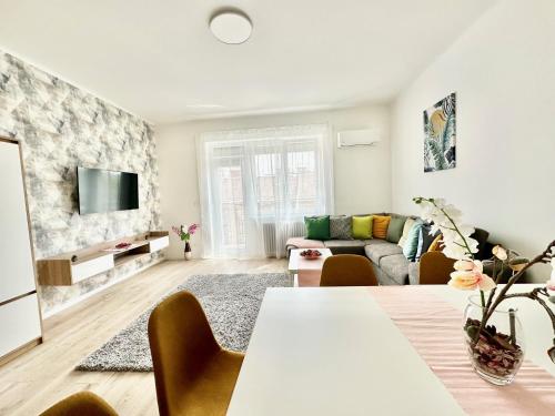 Dob House II 2bdrm II 2bthrm, Budapeszt (zdjęcie 10)