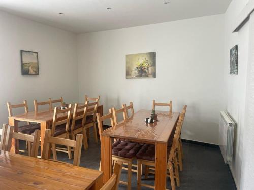  Las Hadas Albergue -solo para Peregrinos - Vegano -Bar in Reliegos